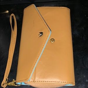 Tan Wallet